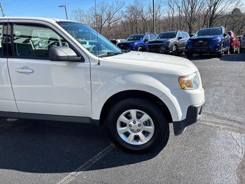 2010 Mazda Tribute i Sport