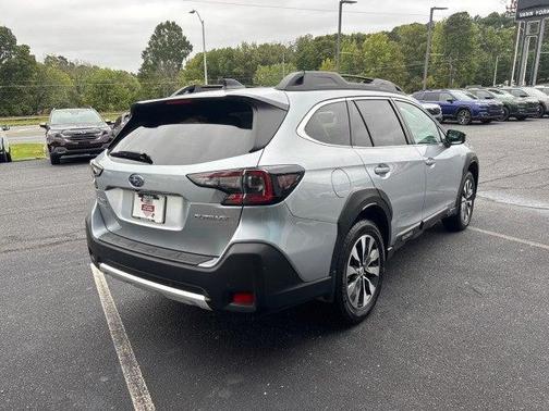 Ice Silver Metallic 2024 Subaru Outback Limited