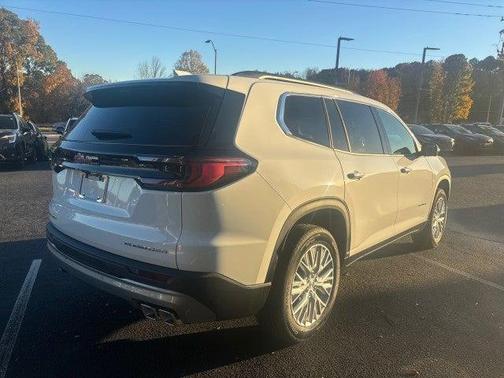 2026 GMC Acadia Elevation FWD