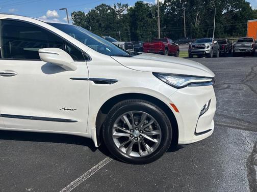 2022 Buick Enclave Avenir