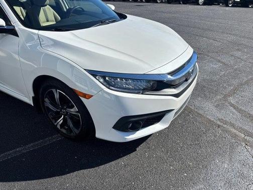 2018 Honda Civic Touring