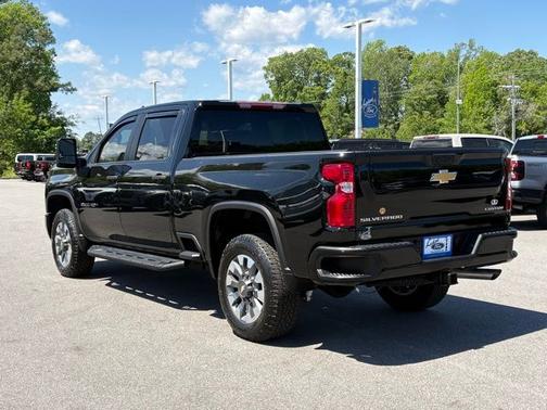 Black 2025 Chevrolet Silverado 2500 CUSTOM