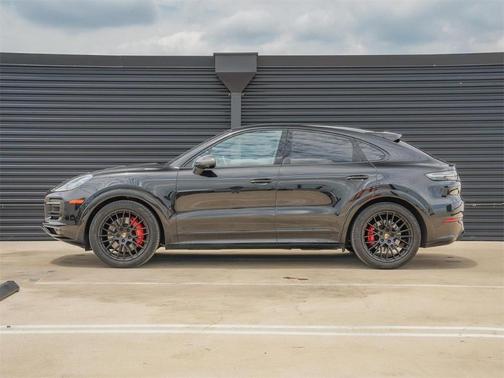 2023 Porsche Cayenne GTS