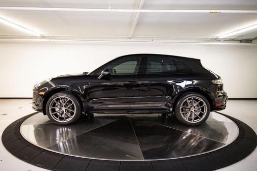 Jet Black Metallic 2026 Porsche Macan GTS