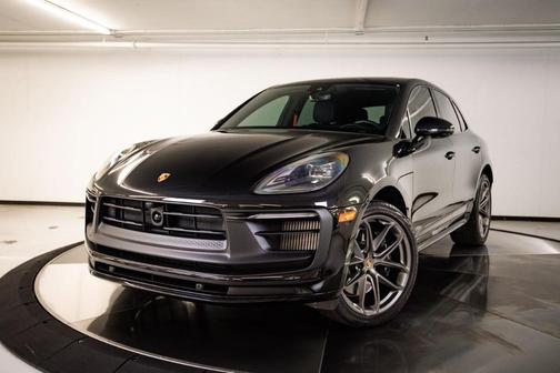 Jet Black Metallic 2026 Porsche Macan GTS