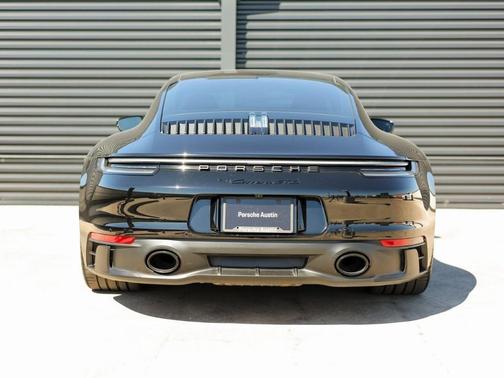 2024 Porsche 911 Carrera GTS