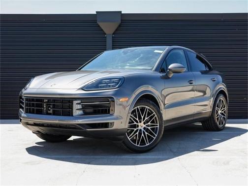 2025 Porsche Cayenne AWD