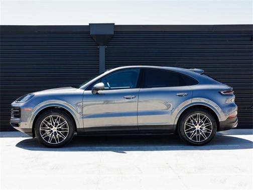 2025 Porsche Cayenne AWD
