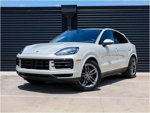 2024 Porsche Cayenne AWD