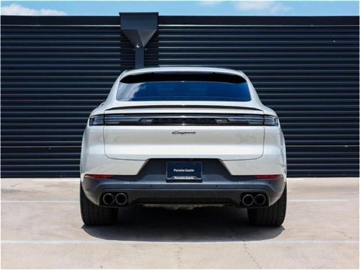 2024 Porsche Cayenne AWD