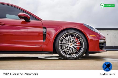 Photo 4 of 37 of 2020 Porsche Panamera GTS