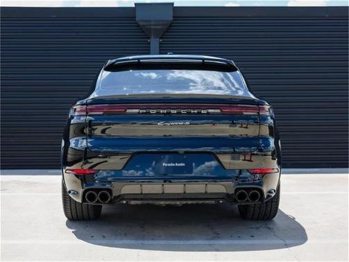 2024 Porsche Cayenne S Coupe AWD