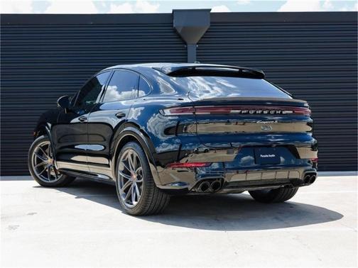 2024 Porsche Cayenne S Coupe AWD