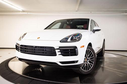 White 2023 Porsche Cayenne