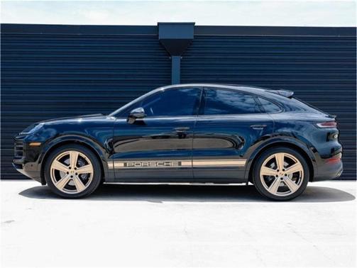 2024 Porsche Cayenne AWD