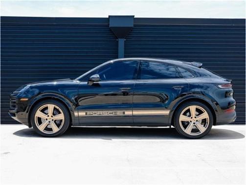2024 Porsche Cayenne AWD