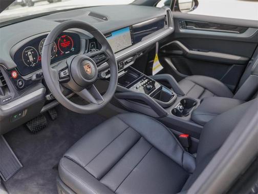 2025 Porsche Cayenne Base
