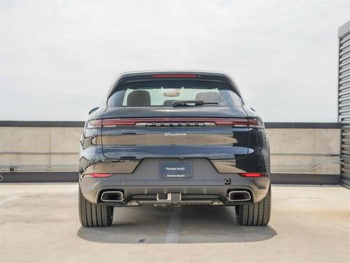 2025 Porsche Cayenne Base