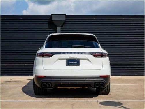 2023 Porsche Cayenne