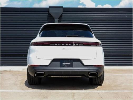 2025 Porsche Cayenne Base