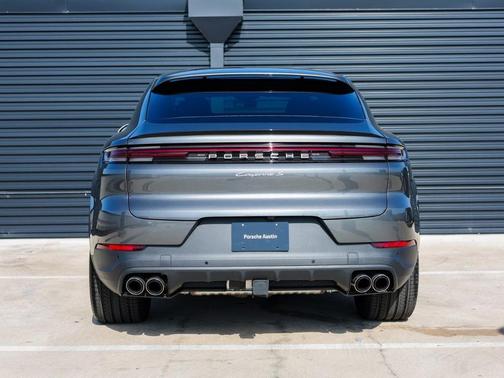 2025 Porsche Cayenne S Coupe AWD