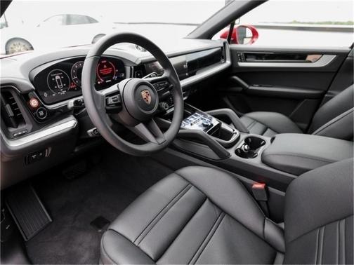 2025 Porsche Cayenne AWD