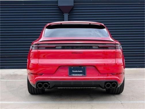 2025 Porsche Cayenne AWD