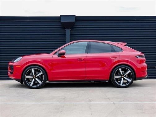 2025 Porsche Cayenne AWD