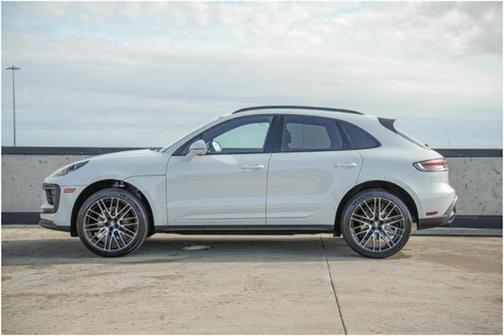 2025 Porsche Macan T