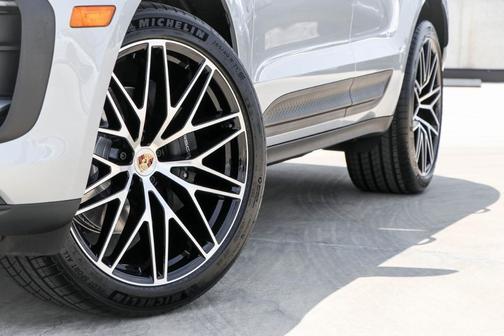 2024 Porsche Macan