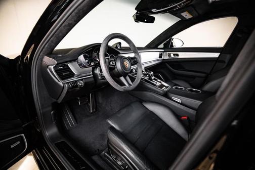 Jet Black Metallic 2023 Porsche Panamera GTS
