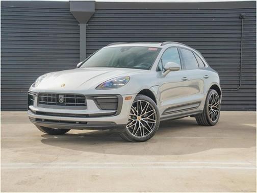 2025 Porsche Macan