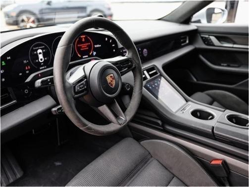 2020 Porsche Taycan Turbo S