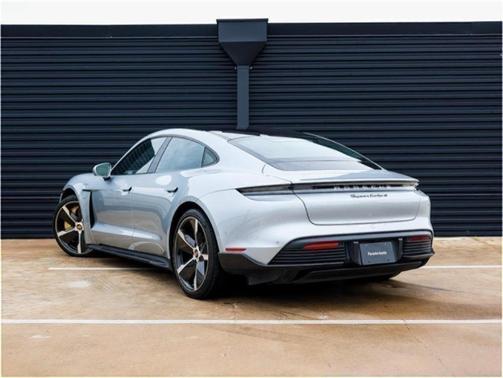 2020 Porsche Taycan Turbo S