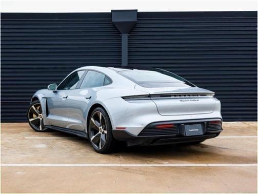 2020 Porsche Taycan Turbo S