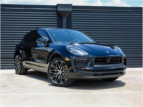 2025 Porsche Macan Base