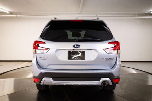 Ice Silver Metallic 2022 Subaru Forester Touring