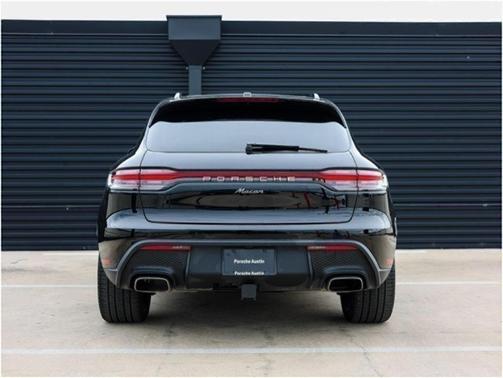2025 Porsche Macan T