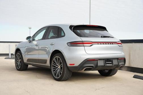 2025 Porsche Macan