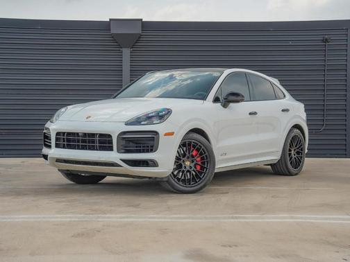 2023 Porsche Cayenne GTS