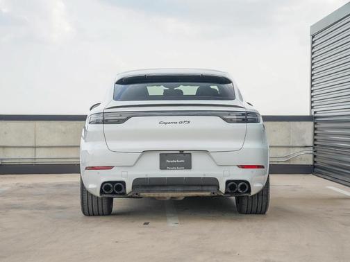 2023 Porsche Cayenne GTS