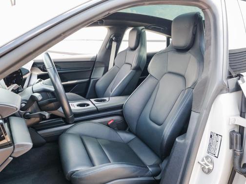 2021 Porsche Taycan Turbo S