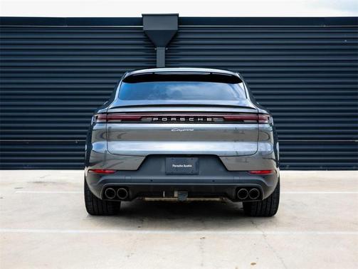 2024 Porsche Cayenne AWD