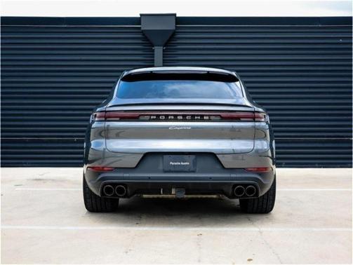 2024 Porsche Cayenne AWD