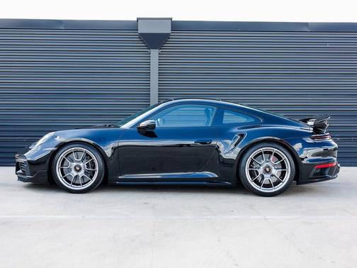2024 Porsche 911 Turbo S