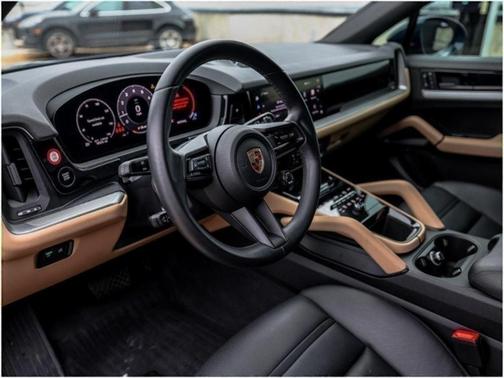 2024 Porsche Cayenne AWD