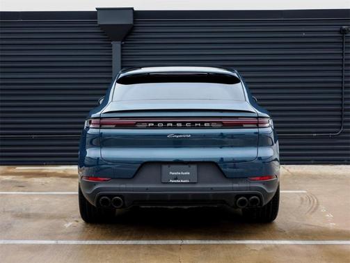 2024 Porsche Cayenne AWD