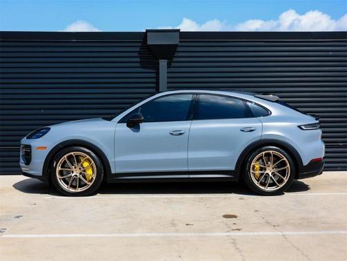 2024 Porsche Cayenne Turbo GT