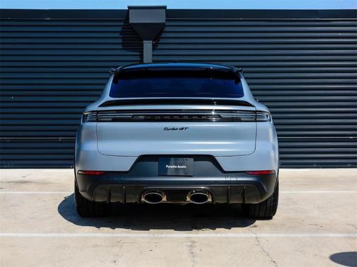 2024 Porsche Cayenne Turbo GT