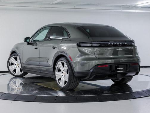 Green 2025 Porsche Macan Base